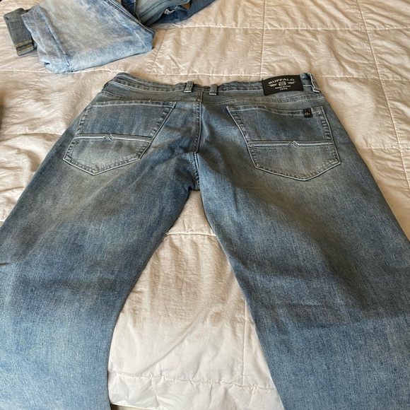 Jeans - Picture 8 of 10